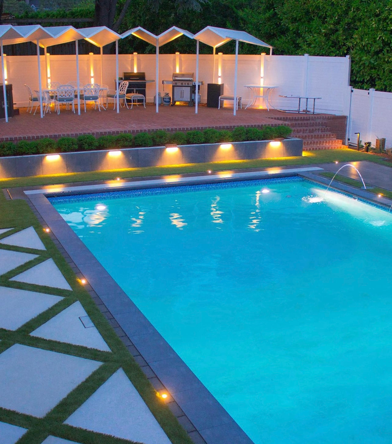 Covert Mini Double Saber Up/Down Landscape Light